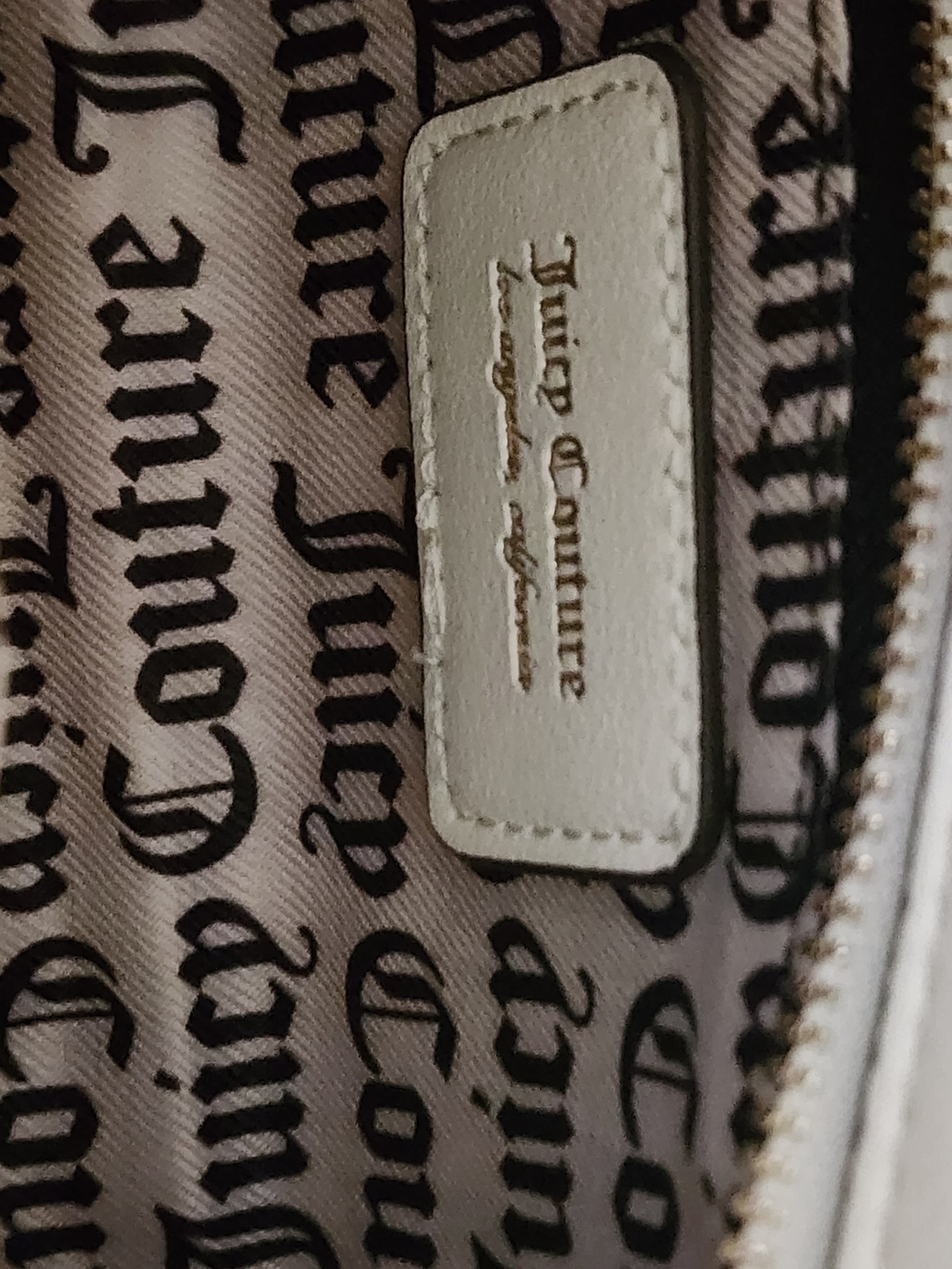 πJuicy Couture Cherry On Top Shoulder Bag White Multi Y2K Cherry Print Purse - Picture 3 of 6